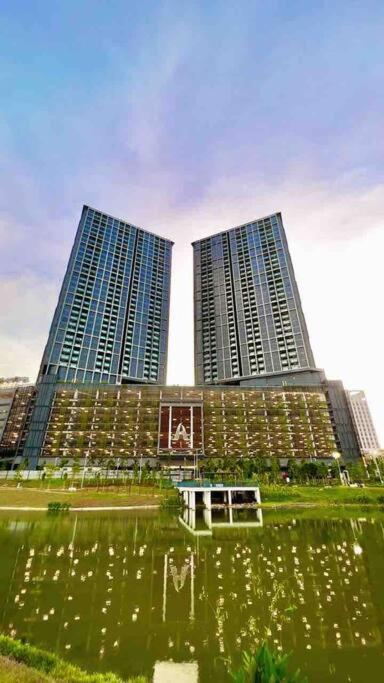 Cozy Aera Residence / Free Wi-Fi Netflix / Sunway Петалинг Джая Екстериор снимка