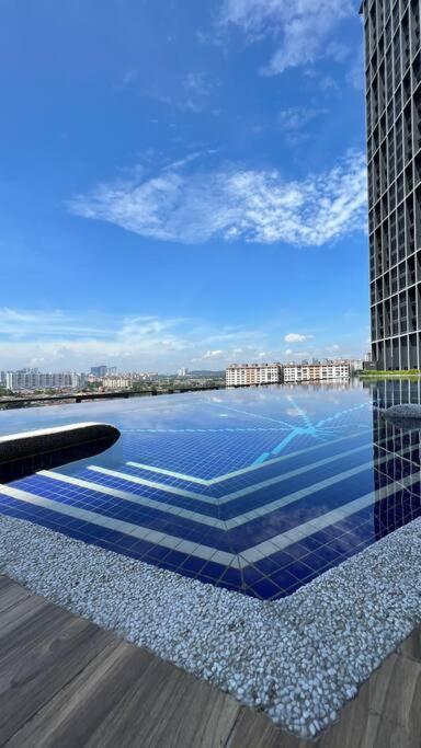 Cozy Aera Residence / Free Wi-Fi Netflix / Sunway Петалинг Джая Екстериор снимка