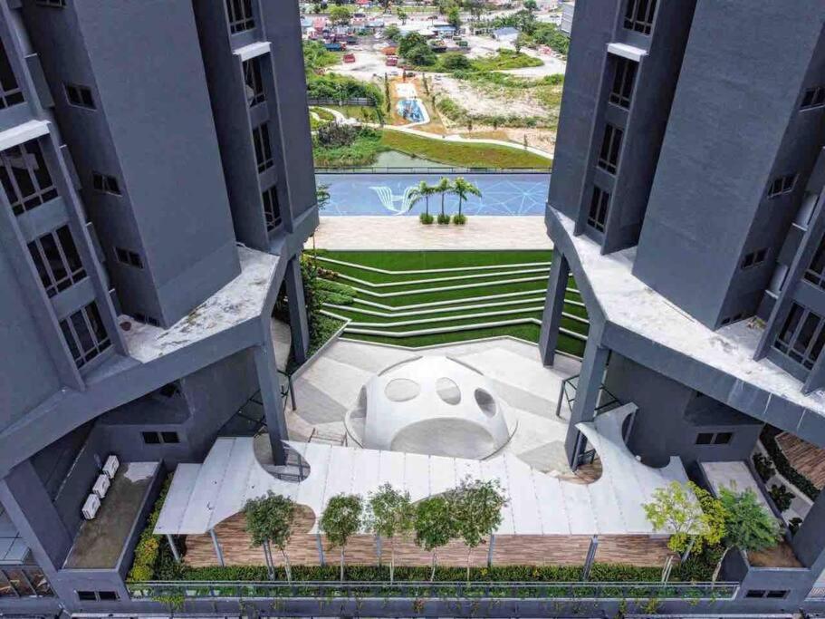 Cozy Aera Residence / Free Wi-Fi Netflix / Sunway Петалинг Джая Екстериор снимка