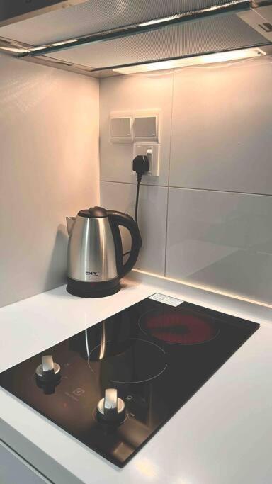 Cozy Aera Residence / Free Wi-Fi Netflix / Sunway Петалинг Джая Екстериор снимка